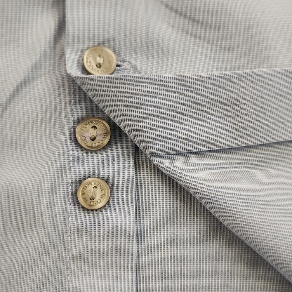 3/$20 Kenneth Cole Reaction Light Blue Button-Up Shirt - Picture 7 of 9